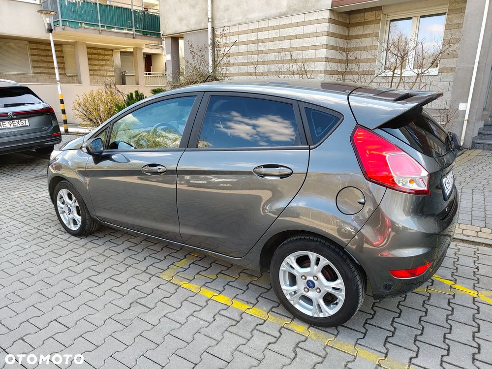 Ford Fiesta 1.4 Titanium - 4