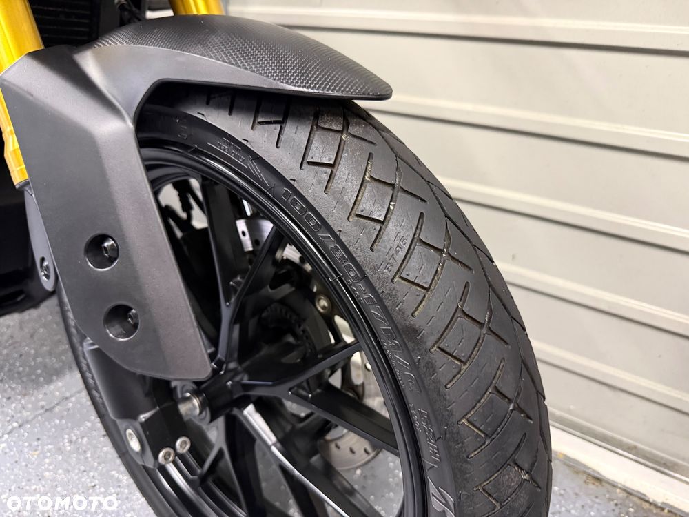 Yamaha MT - 7