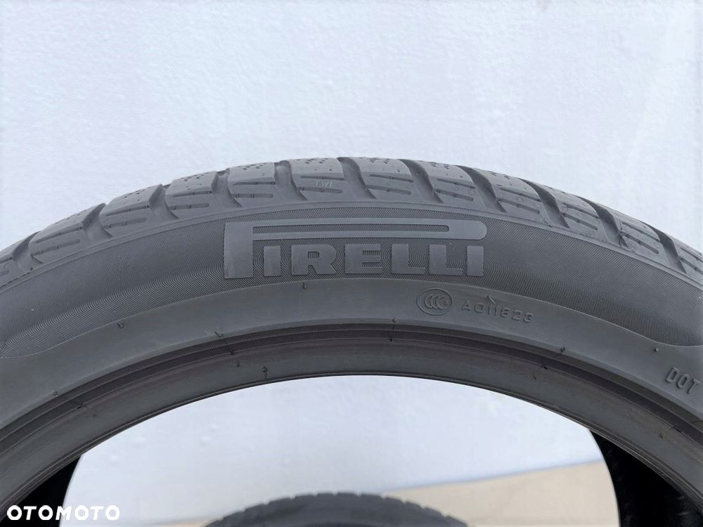 OPONY 235/45/19 99V PIRELLI WINTER SOTTOZERO 3 MO - 5