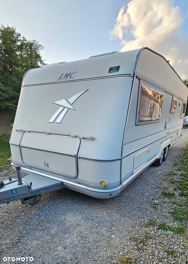 LMC E702