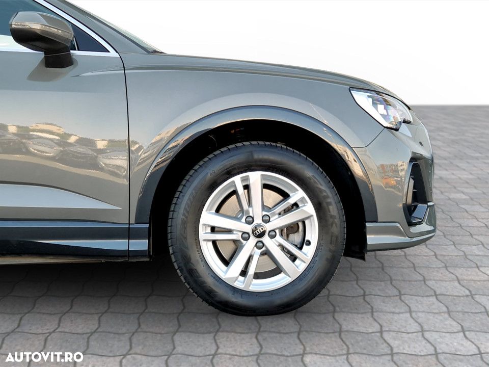 Audi Q3 - 12