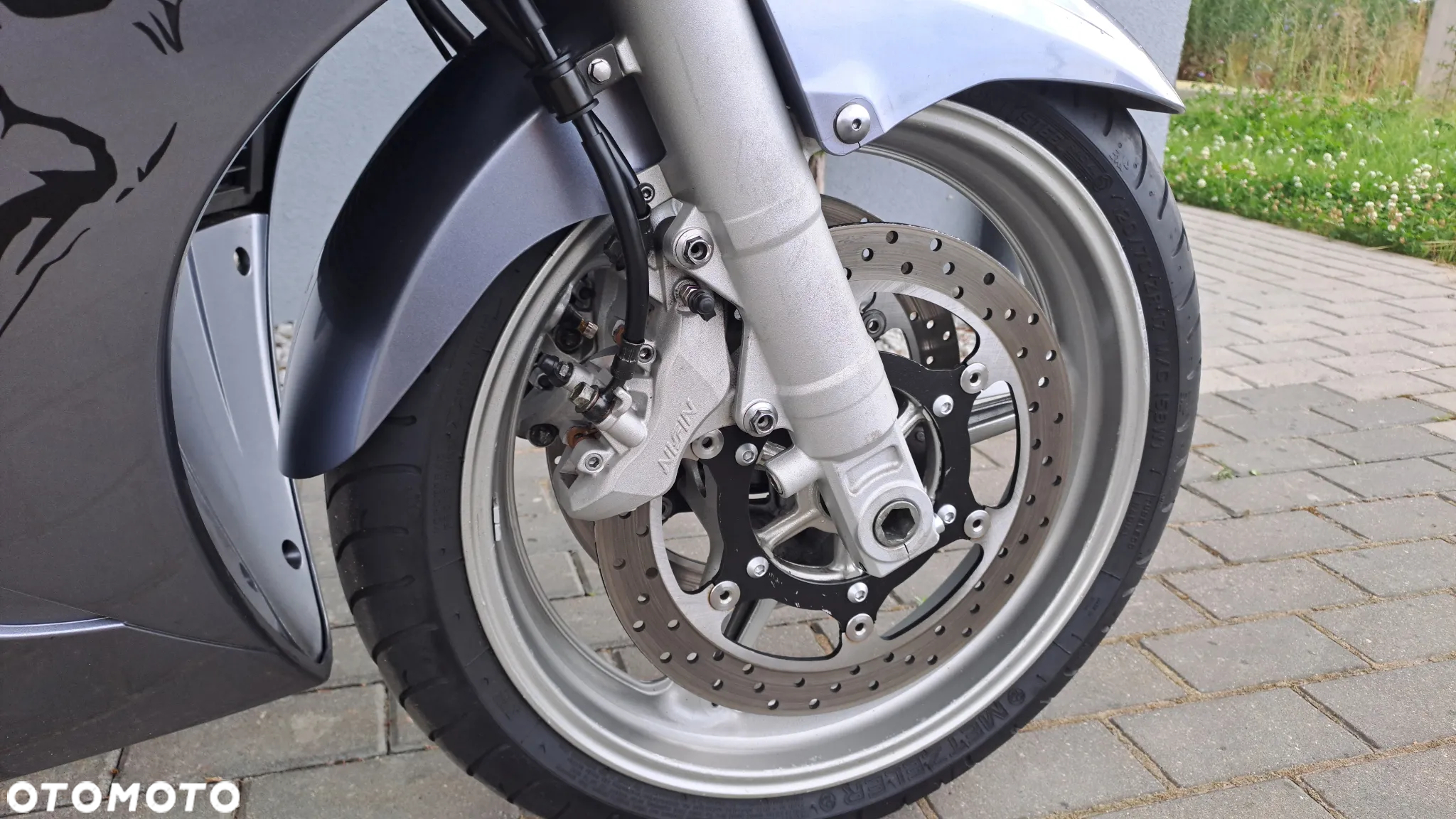 Yamaha FJR - 16
