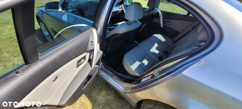BMW Seria 5 - 14