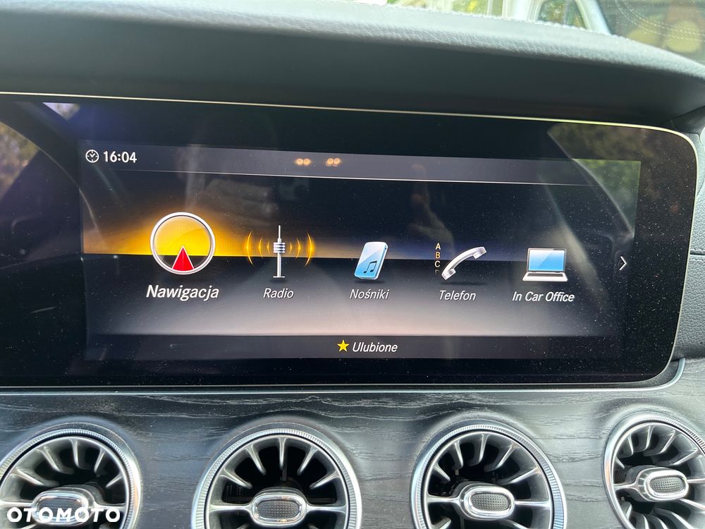 Mercedes-Benz Klasa E 220 d Coupe 4-Matic 9G-TRONIC - 22