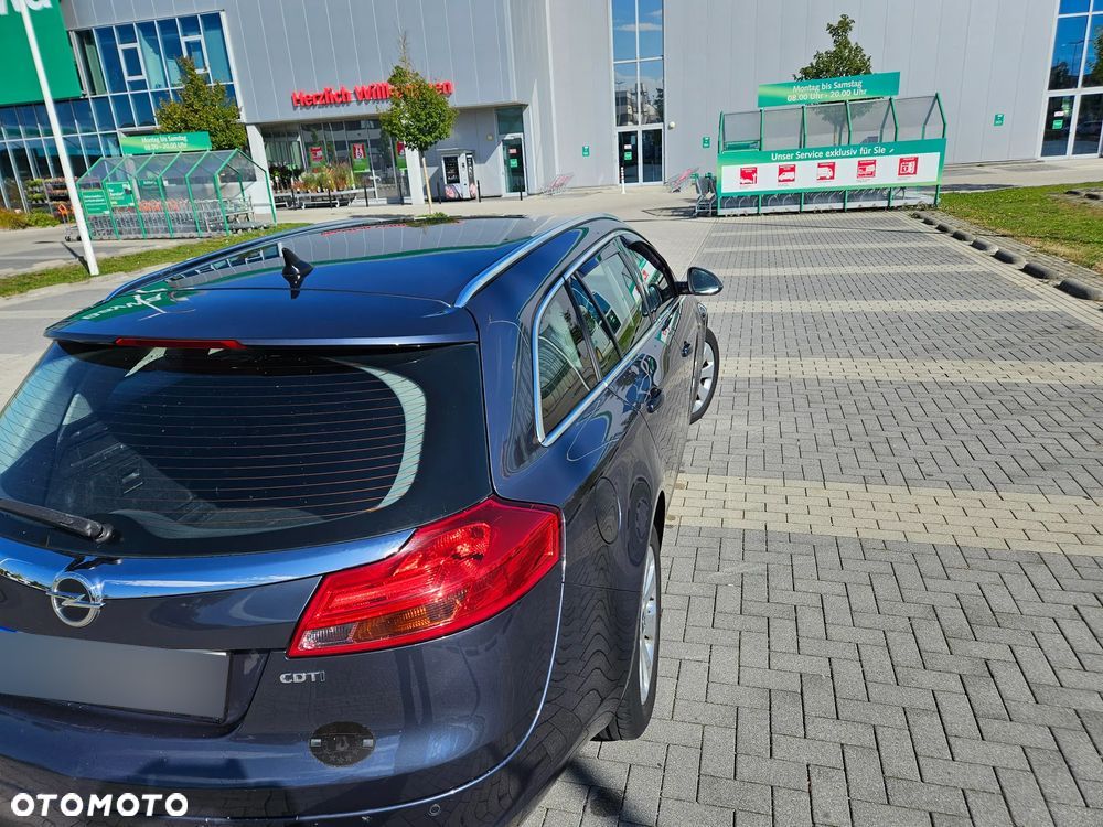 Opel Insignia 2.0 CDTI Sports Tourer - 4