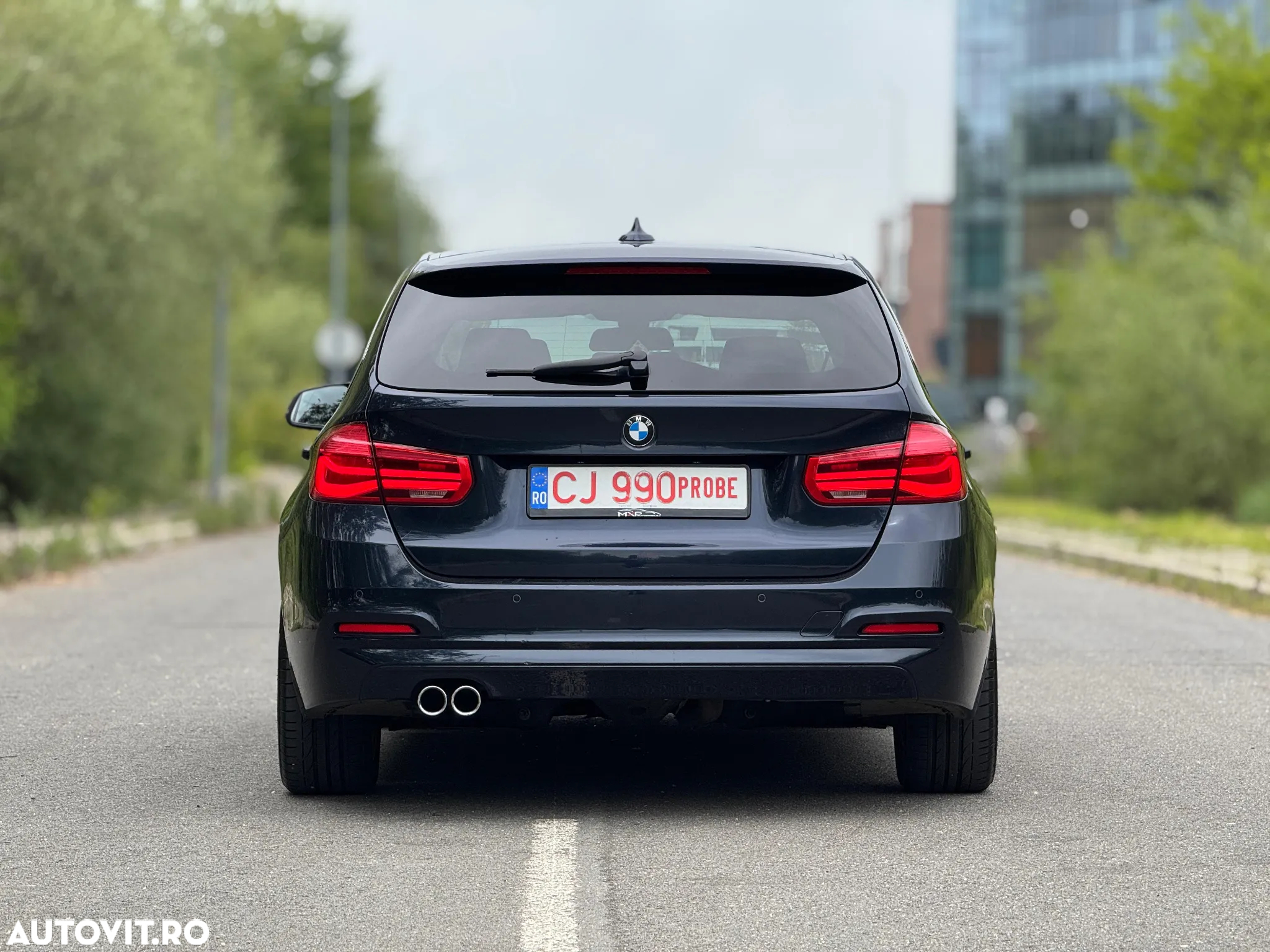 BMW Seria 3 320d Touring Aut. Efficient Dynamics Edition - 11
