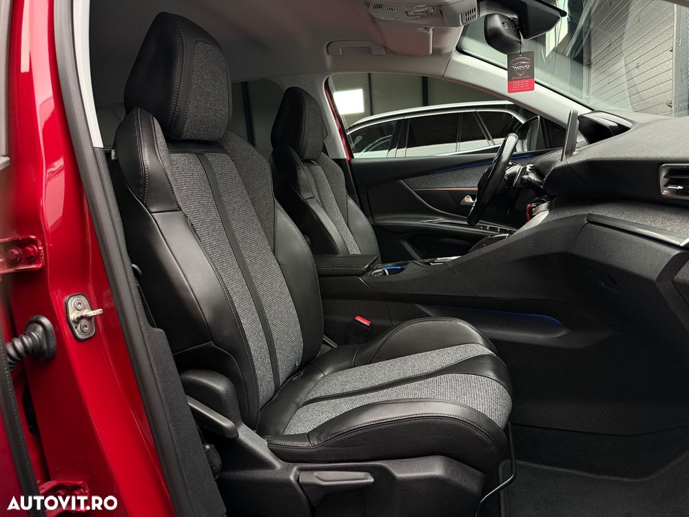 Peugeot 3008 PureTech 130 Stop & Start EAT6 Allure - 26