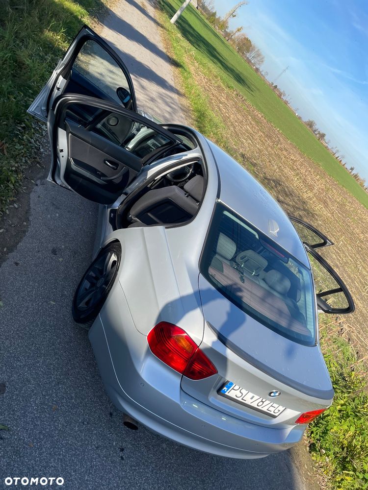 BMW Seria 3 320i - 24