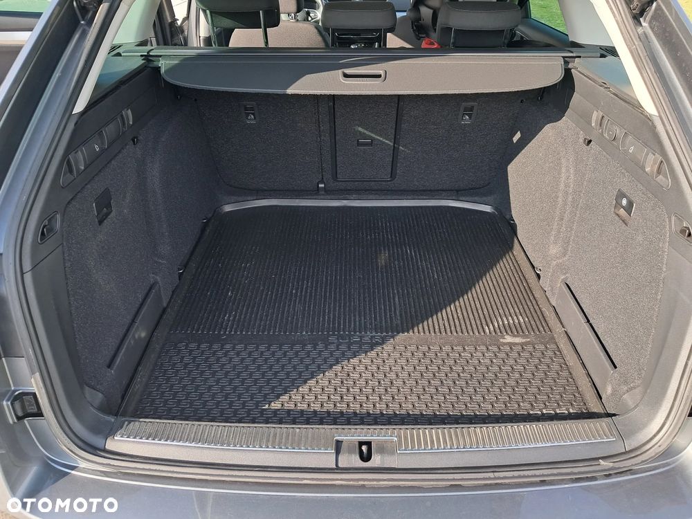 Skoda Superb 1.5 TSI Ambition DSG - 7