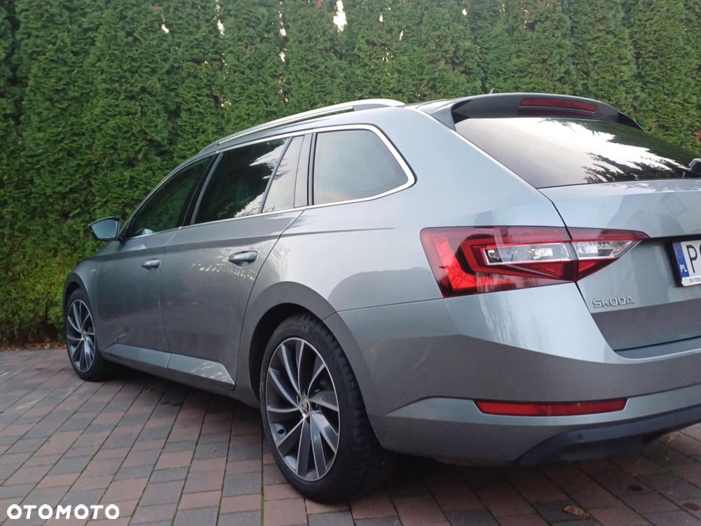 Skoda Superb 2.0 TDI L&K DSG - 5