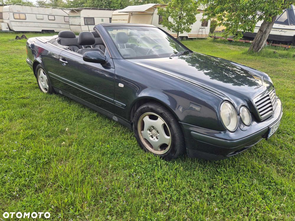 Mercedes-Benz CLK - 1