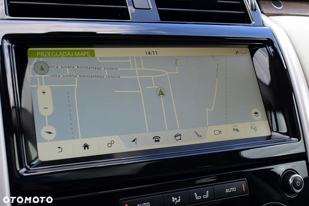 Land Rover Discovery 2.0 Si4 HSE - 17
