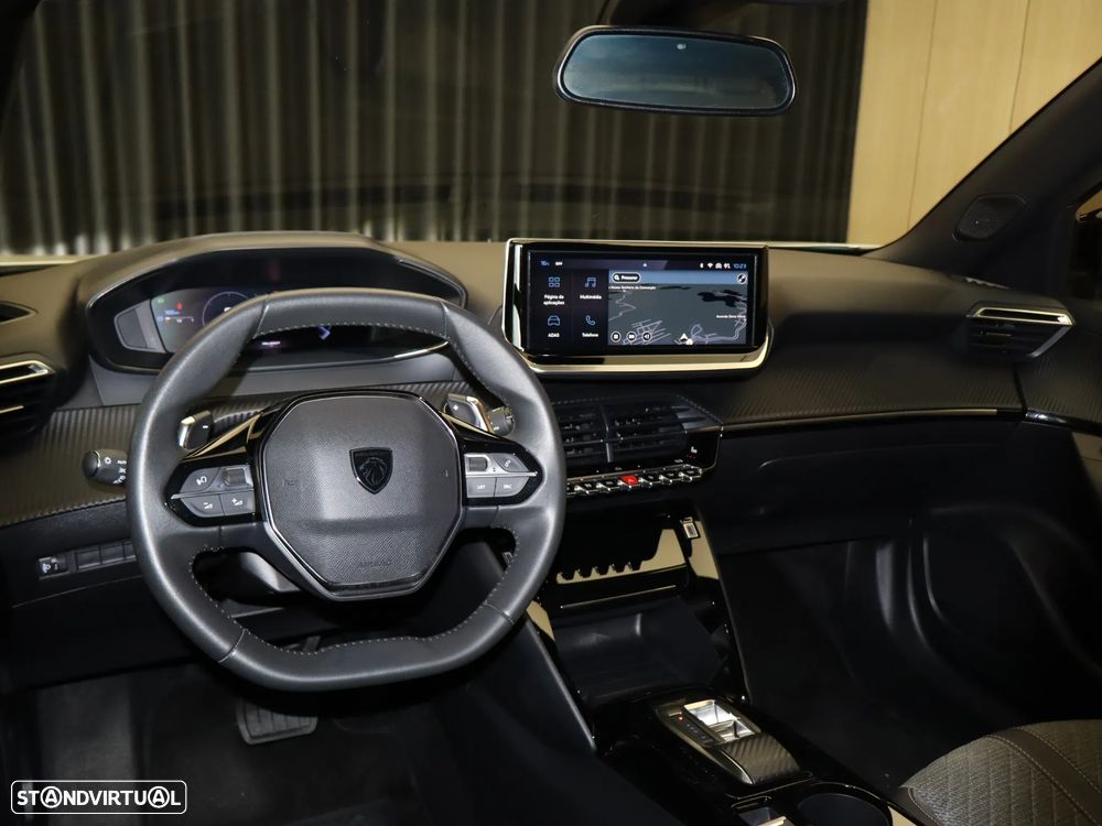 Peugeot 2008 PureTech 130 EAT8 Allure - 12