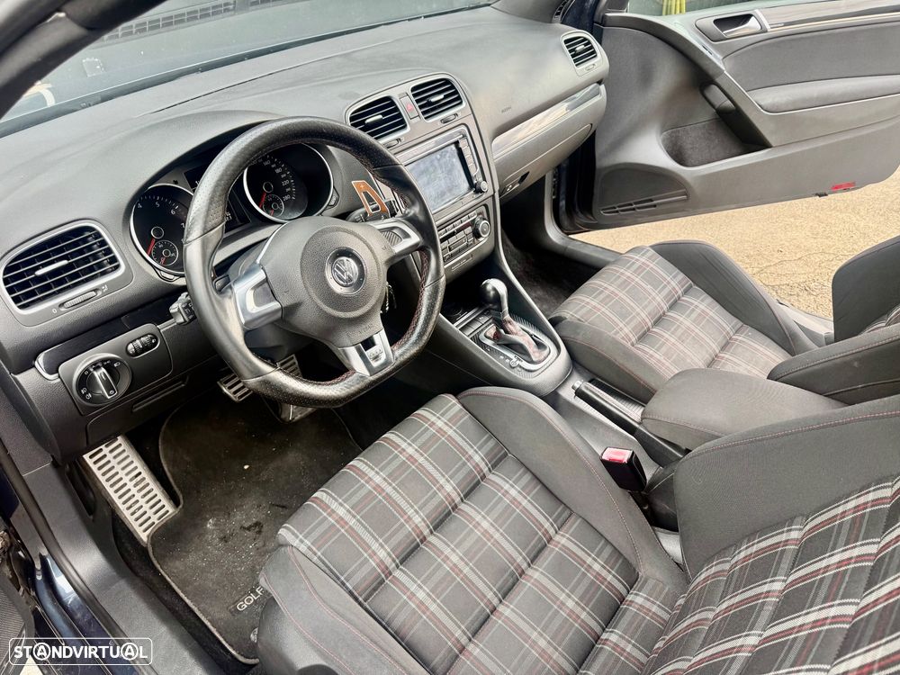 VW Golf 2.0 TSi GTI DSG - 25
