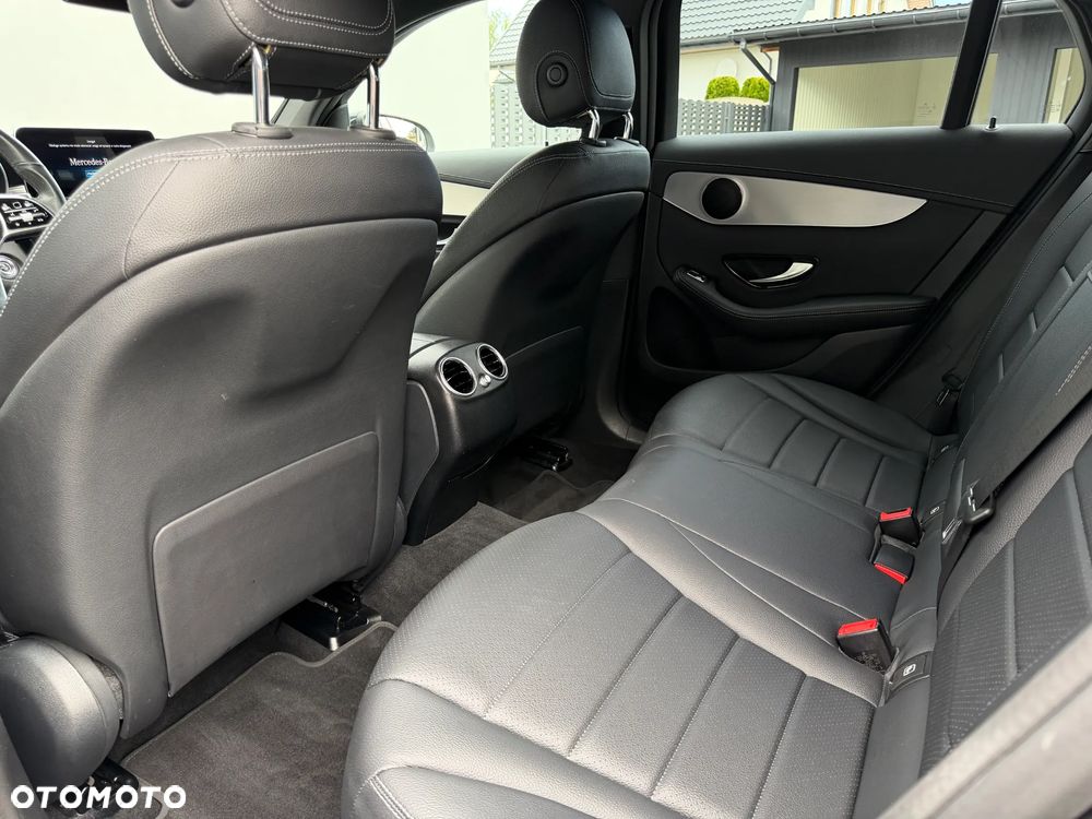 Mercedes-Benz GLC 200 4-Matic - 29