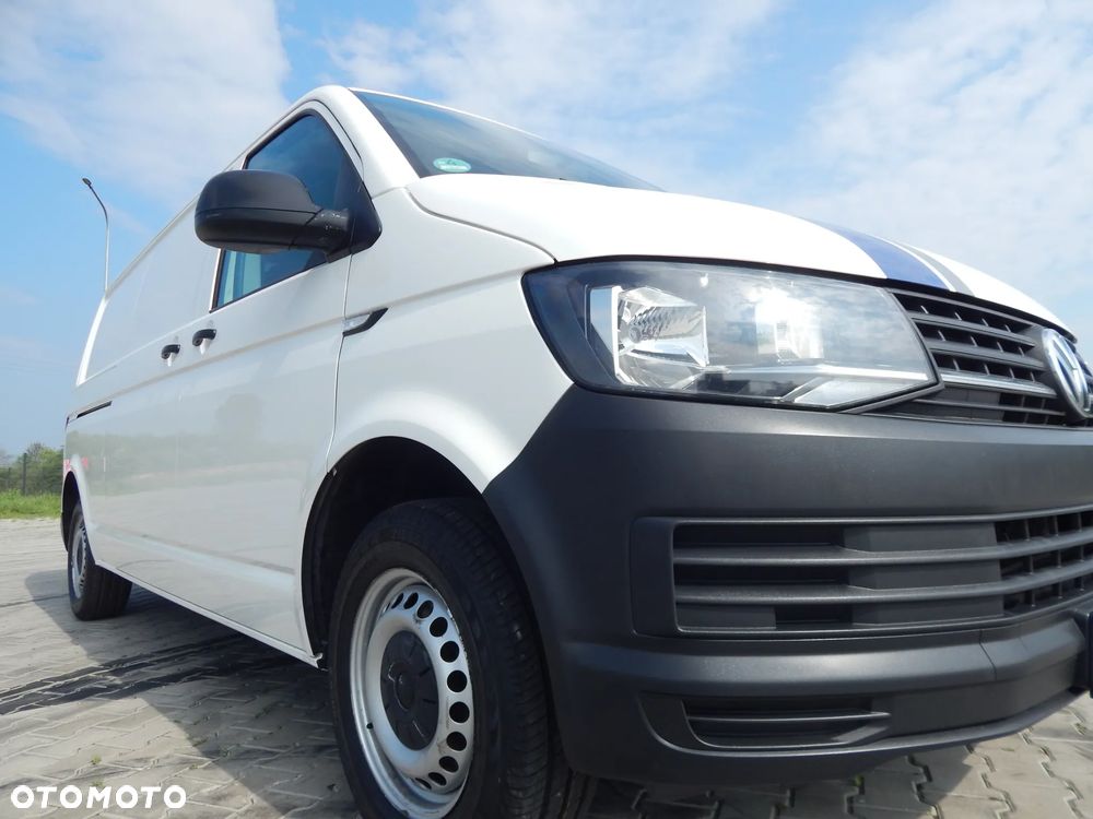 Volkswagen Transporter T-6 Long Klima - 31