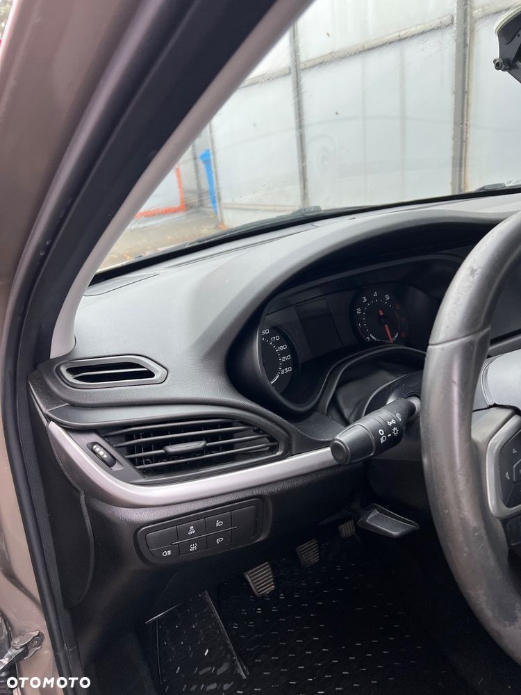 Fiat Tipo 1.4 Classic - 12