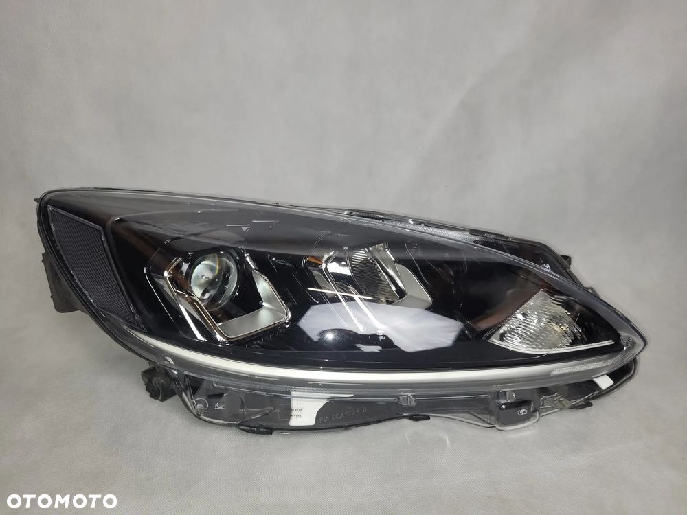 FORD KUGA MK3  - LAMPA LAMPY PRZEDNIE PRZÓD - 10