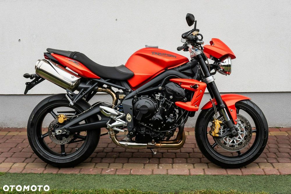 Triumph Street Triple - 2