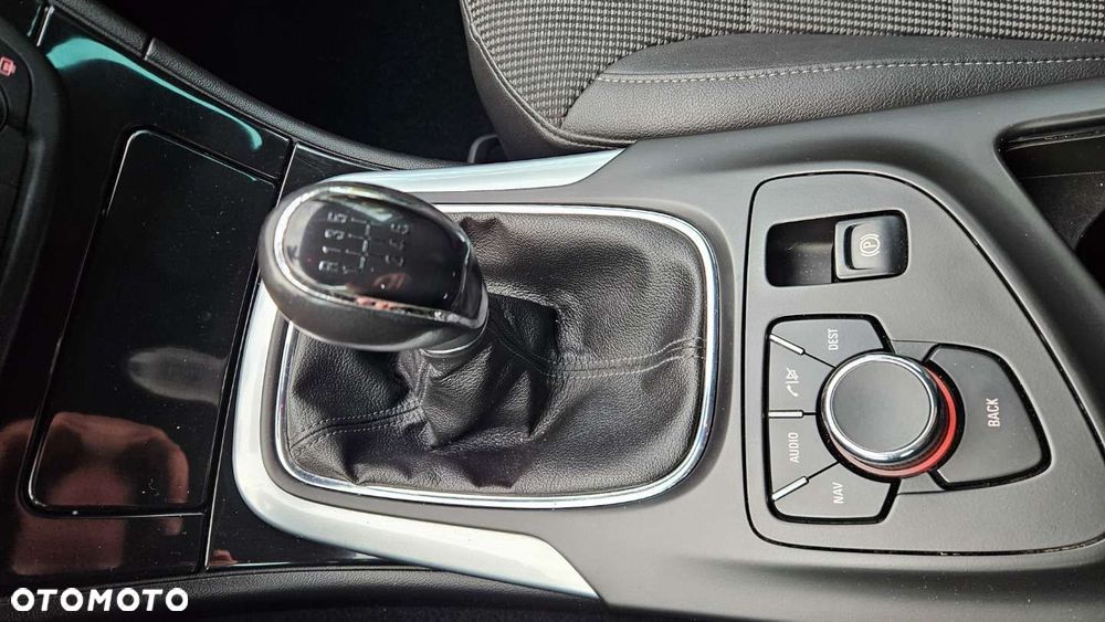 Opel Insignia 1.6 Turbo Cosmo - 33