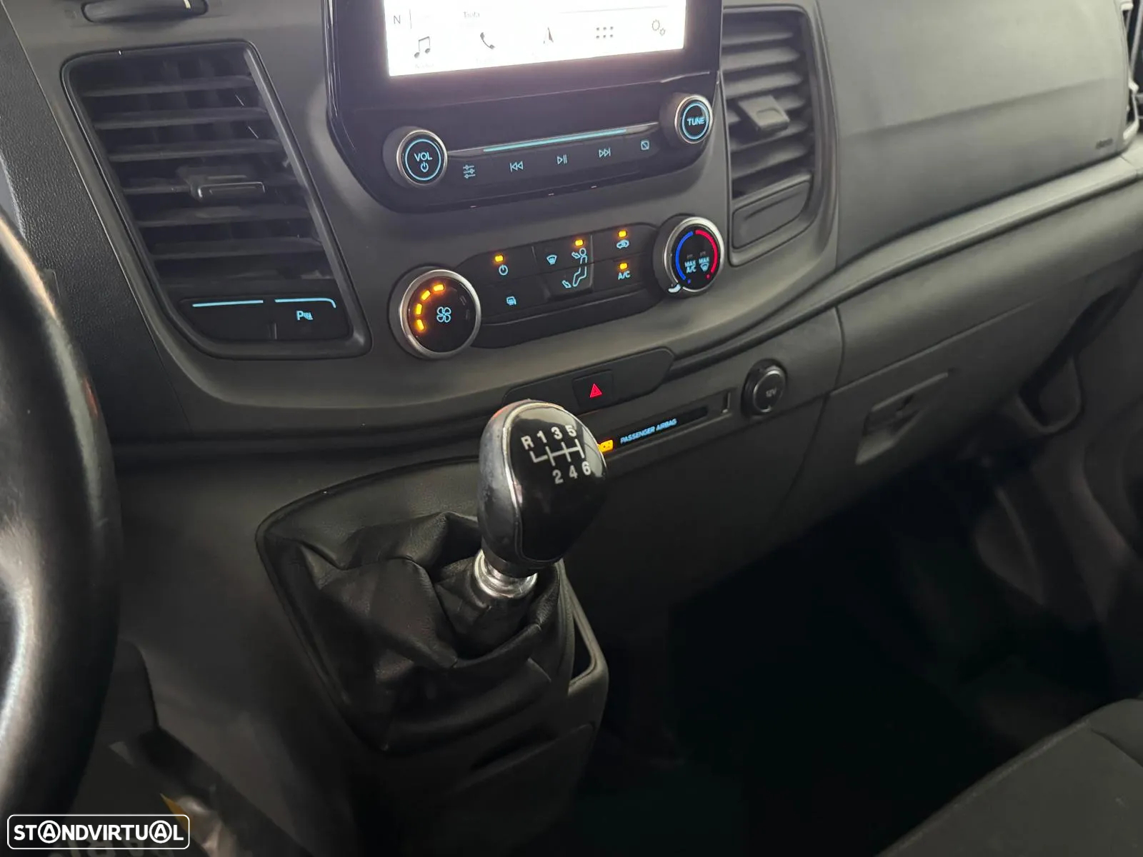 Ford Transit Custom - 25