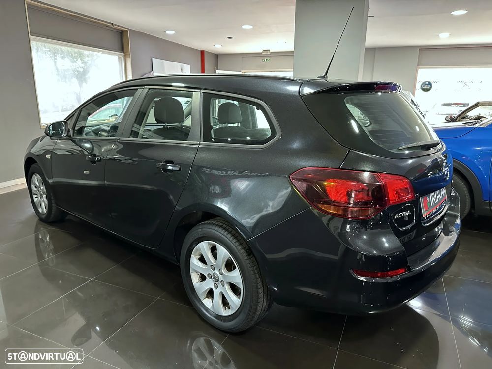 Opel Astra Sports Tourer 1.6 CDTi Executive S/S - 3