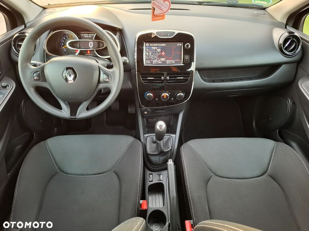 Renault Clio TCe 90 Dynamique - 32