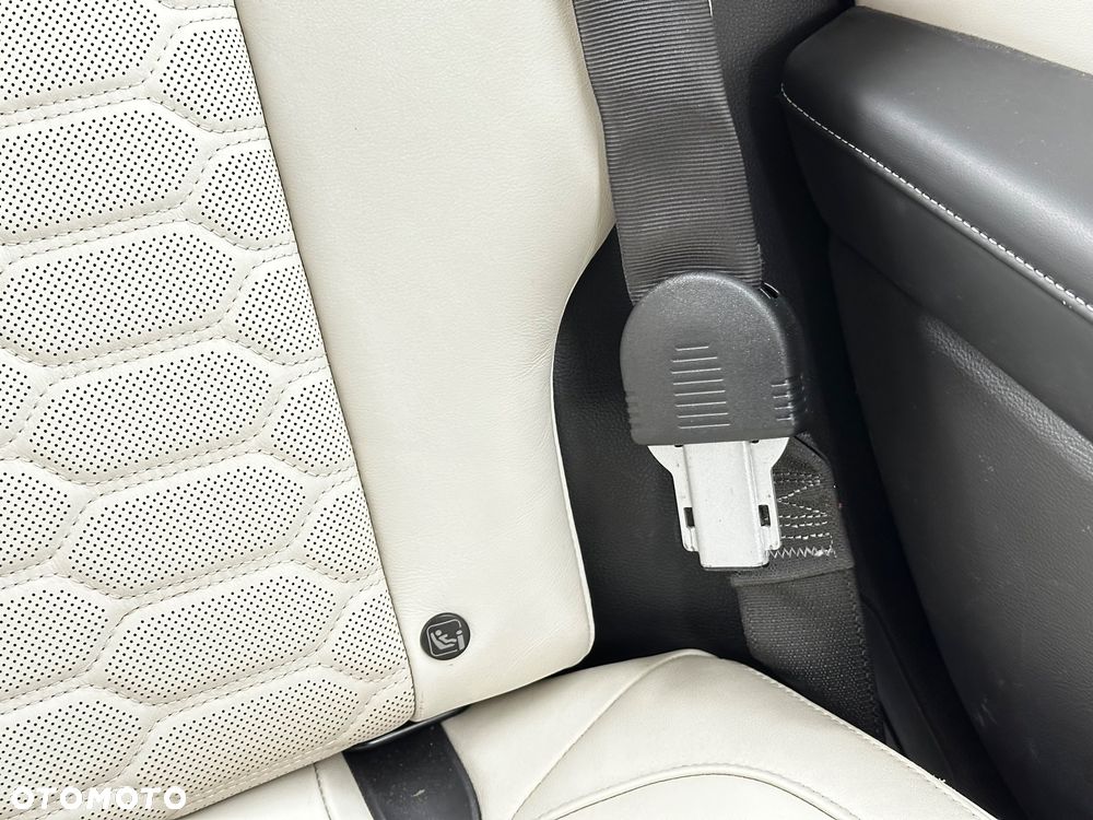 Ford Mondeo Vignale 2.0 EcoBoost - 14