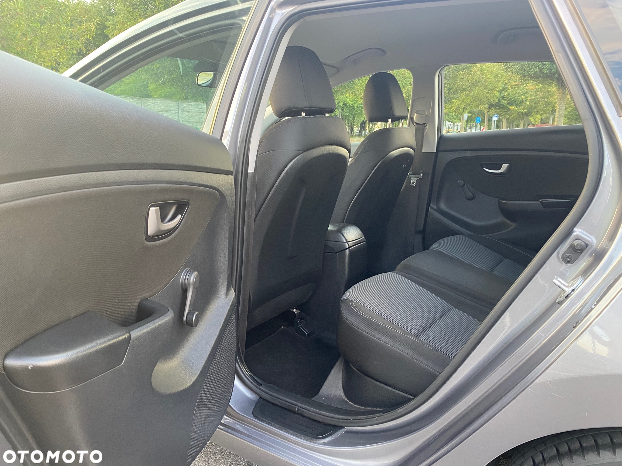 Hyundai i30 1.6 GDI BlueDrive Classic + - 14