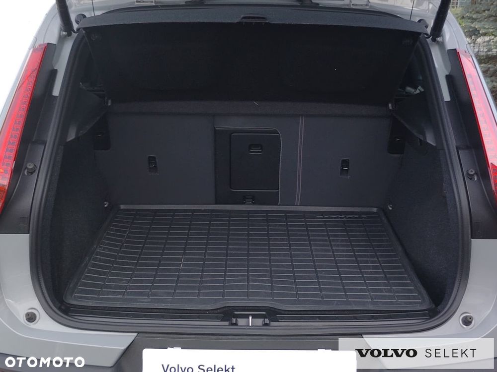 Volvo XC 40 - 34