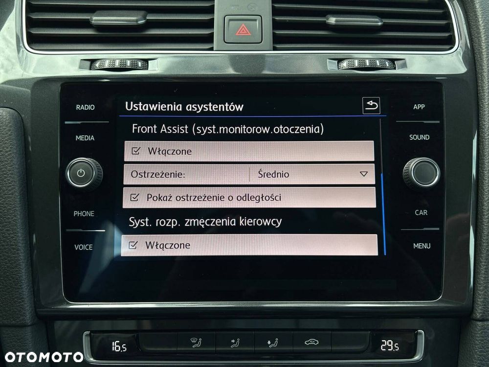 Volkswagen Golf 1.5 TSI BMT Comfortline - 31