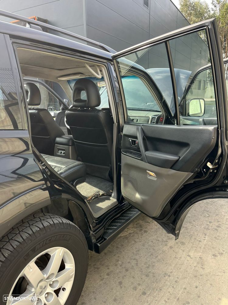 Mitsubishi Pajero 3.2 DI-D GLS BT - 12