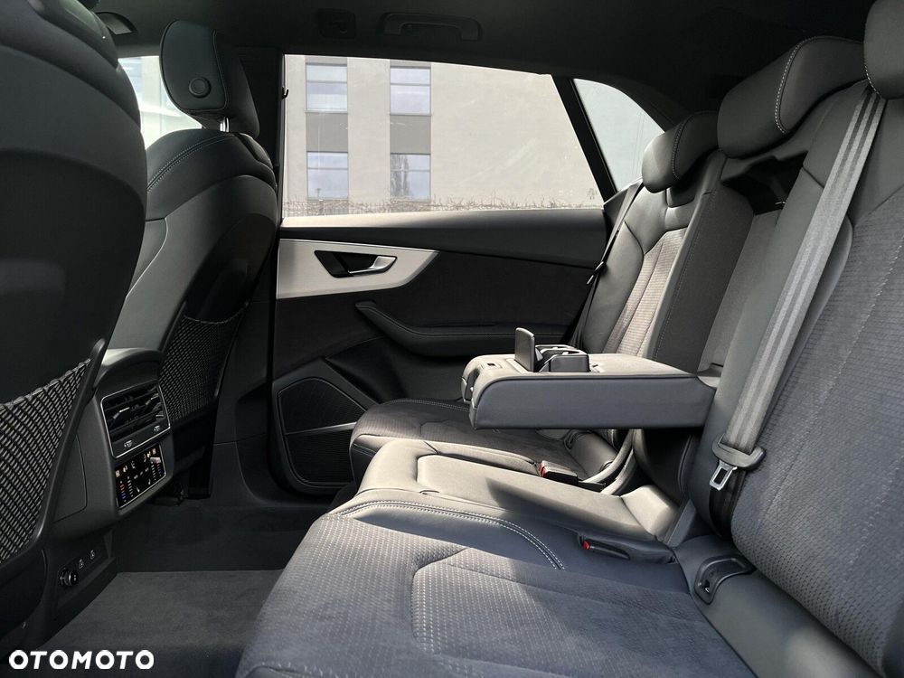 Audi Q8 - 19