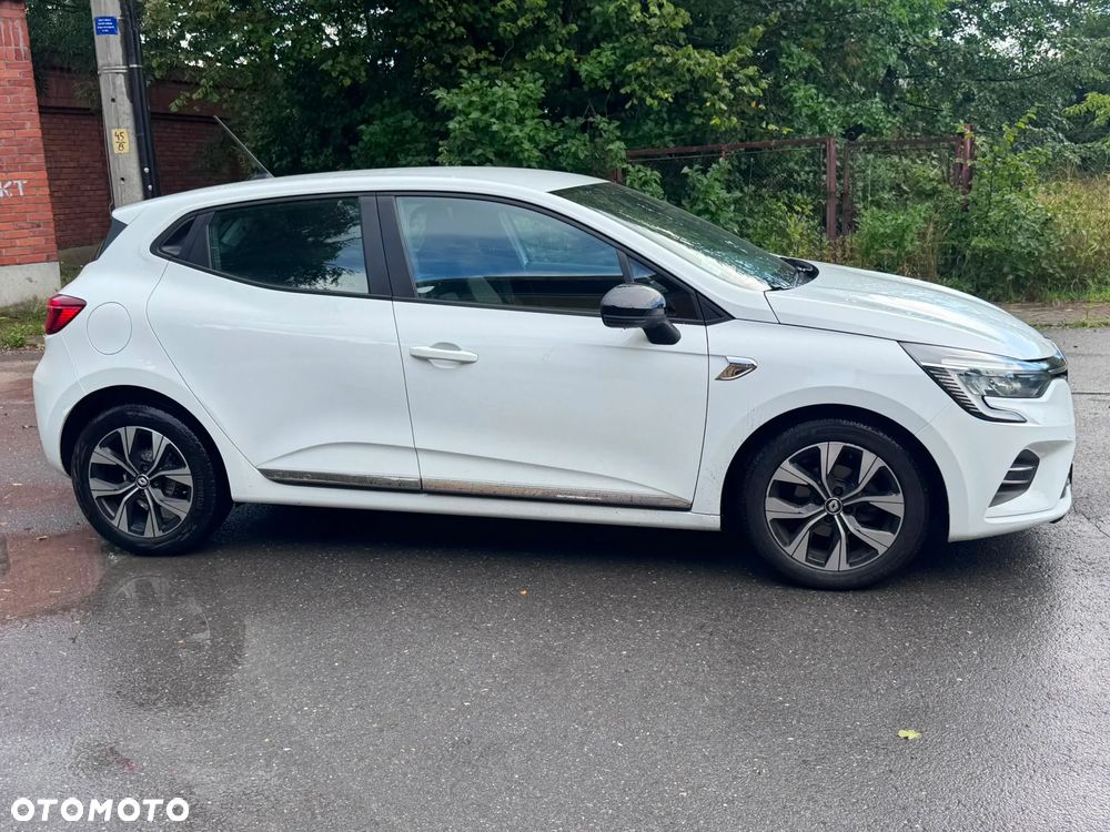Renault Clio - 1