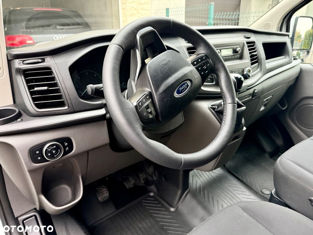 Ford Transit Custom - 23