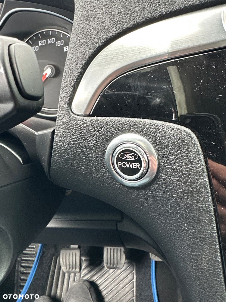 Ford Galaxy 2.0 TDCi DPF Business Edition - 38