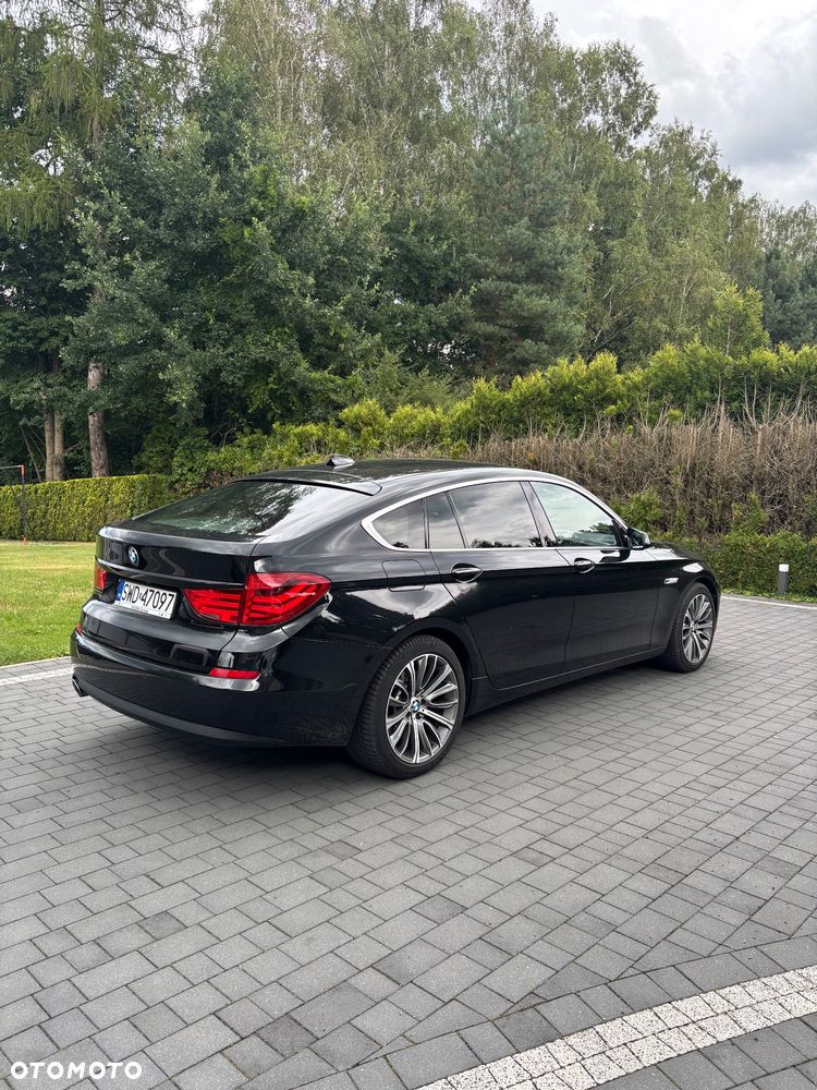 BMW Seria 5 530d xDrive - 6