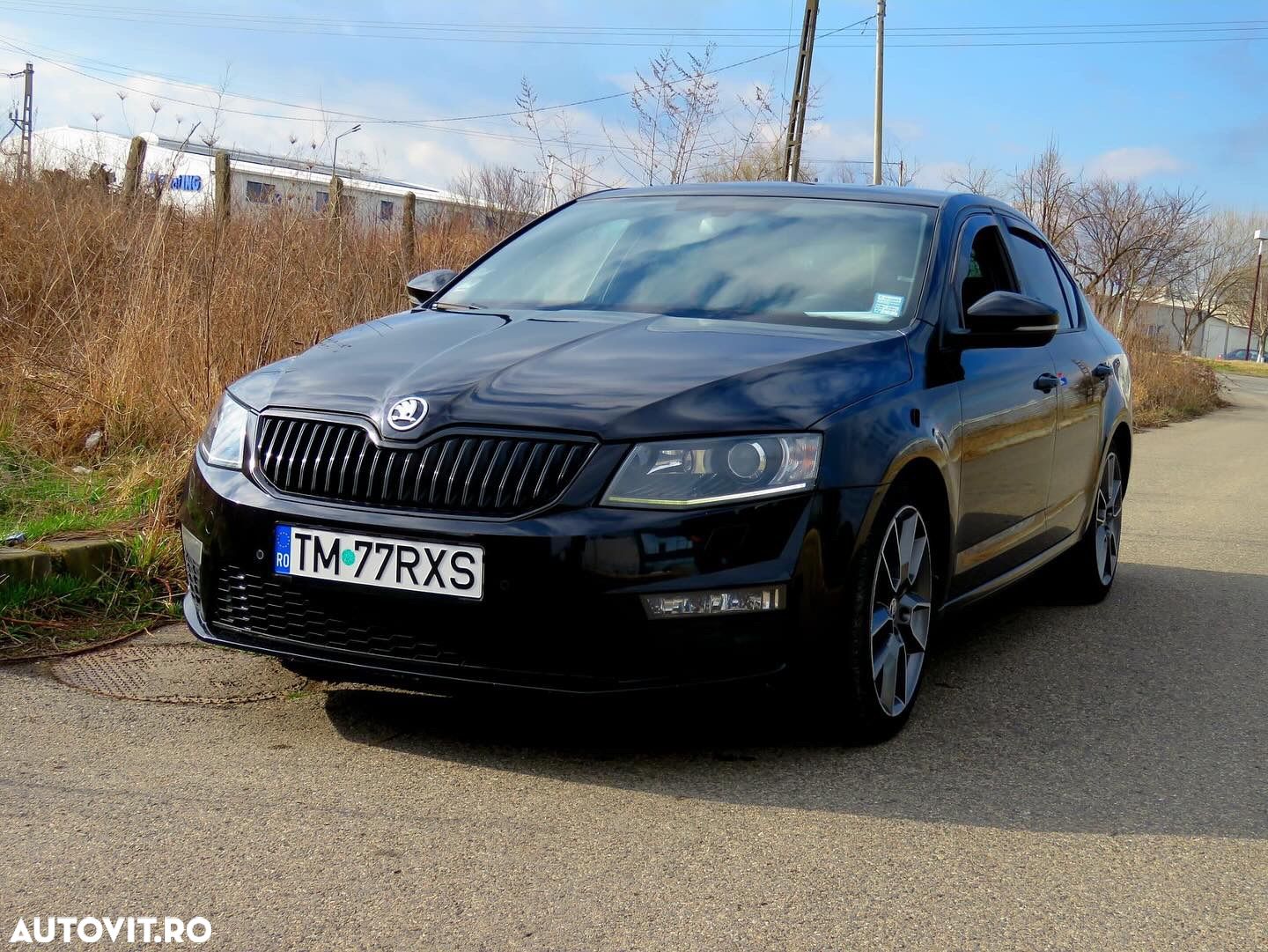 Skoda Octavia 2.0 TDI RS DSG - 1