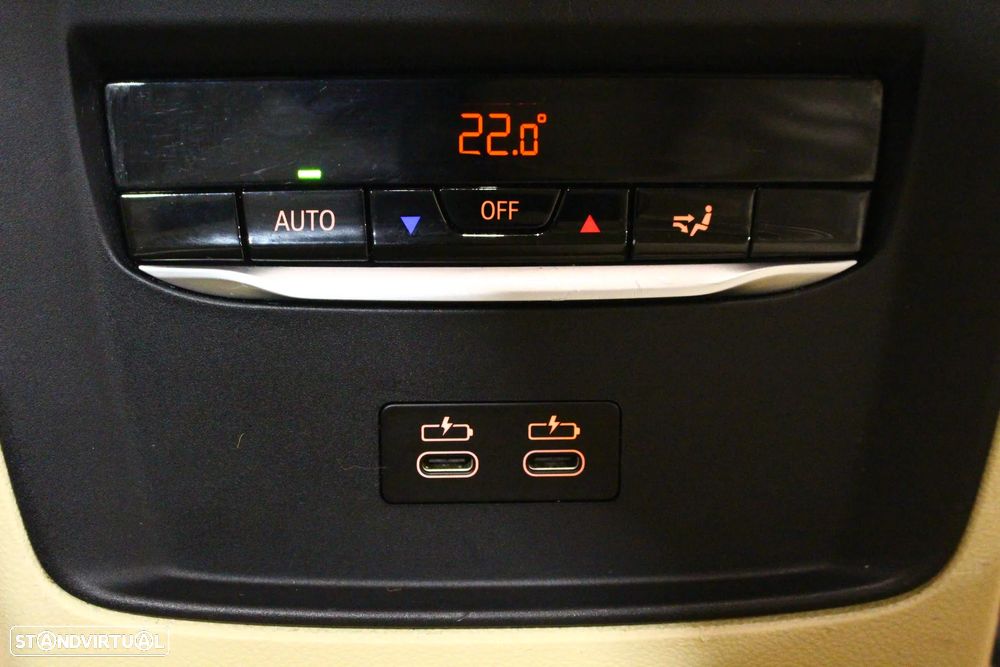 BMW 330 e Line Luxury Auto - 23