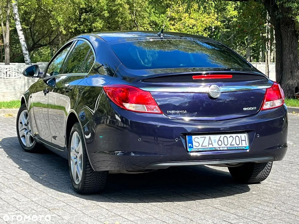 Opel Insignia 1.4 T Edition S&S - 10