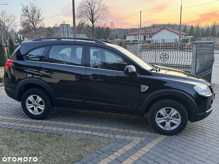 Chevrolet Captiva 2.4 2WD 5 Sitzer LS - 11