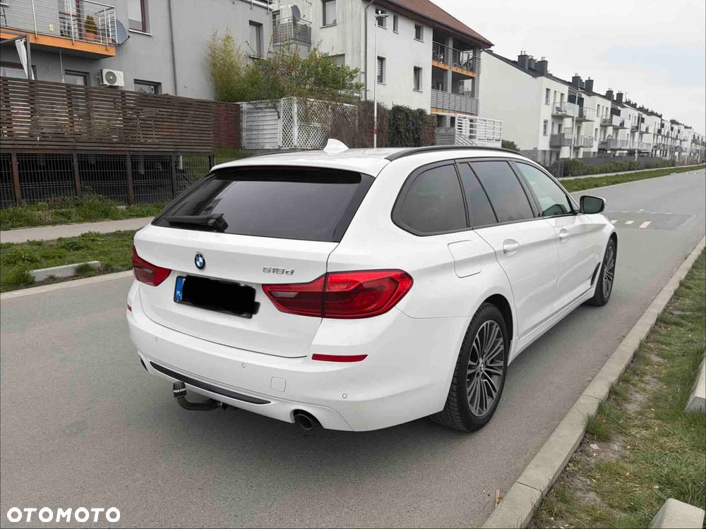 BMW Seria 5 518d Advantage - 13