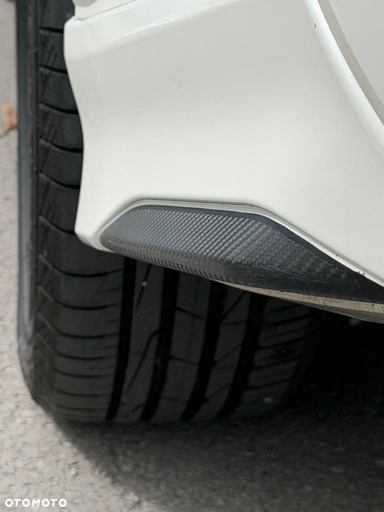 Mitsubishi Outlander - 17