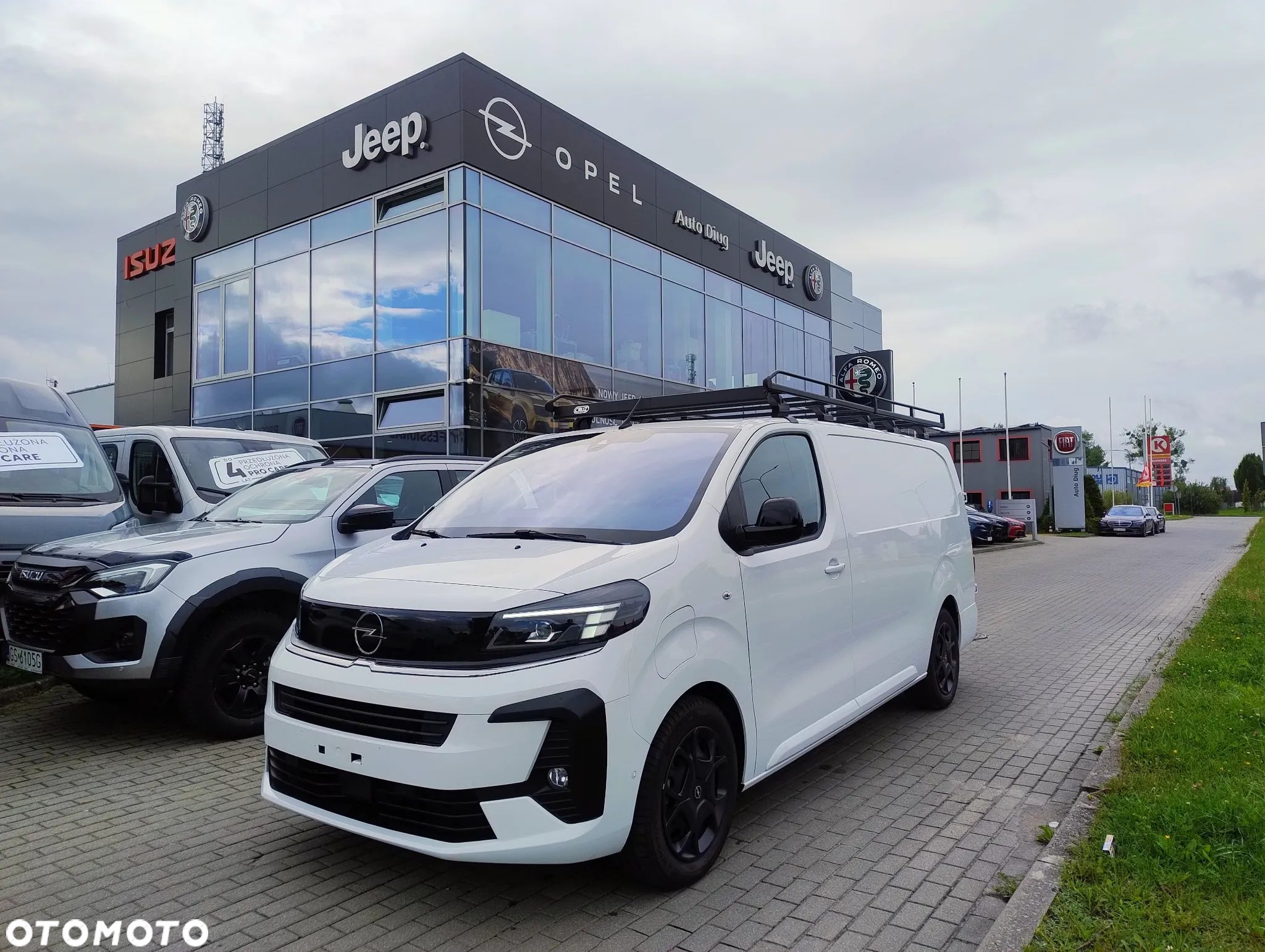 Opel Opel e-Vivaro Furgon Extra Long 136 KM akumulator 75 kWh - 1