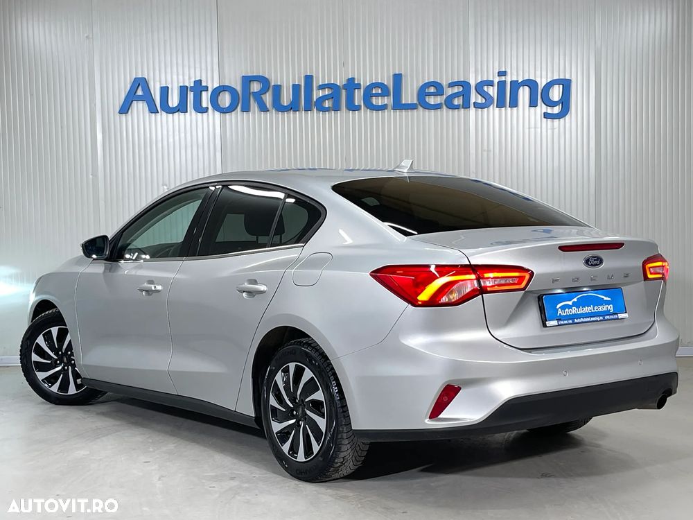 Ford Focus 1.0 EcoBoost Titanium - 5