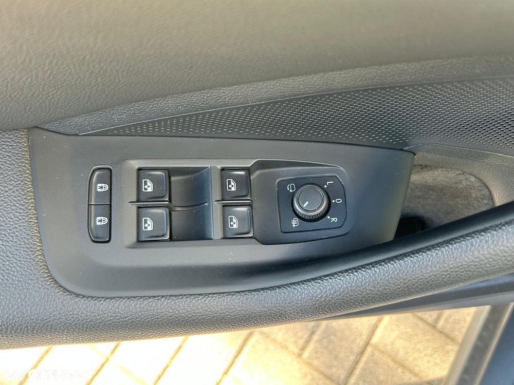 Skoda Superb 2.0 TSI 4x4 L&K DSG - 10