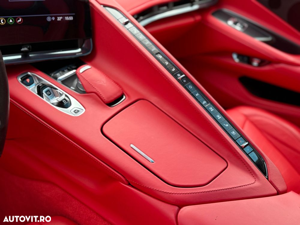 Chevrolet Corvette - 11