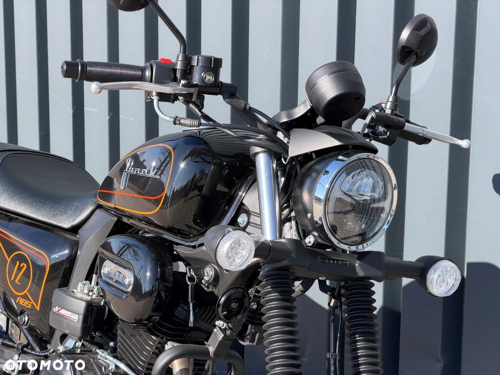 Junak M12 - 17