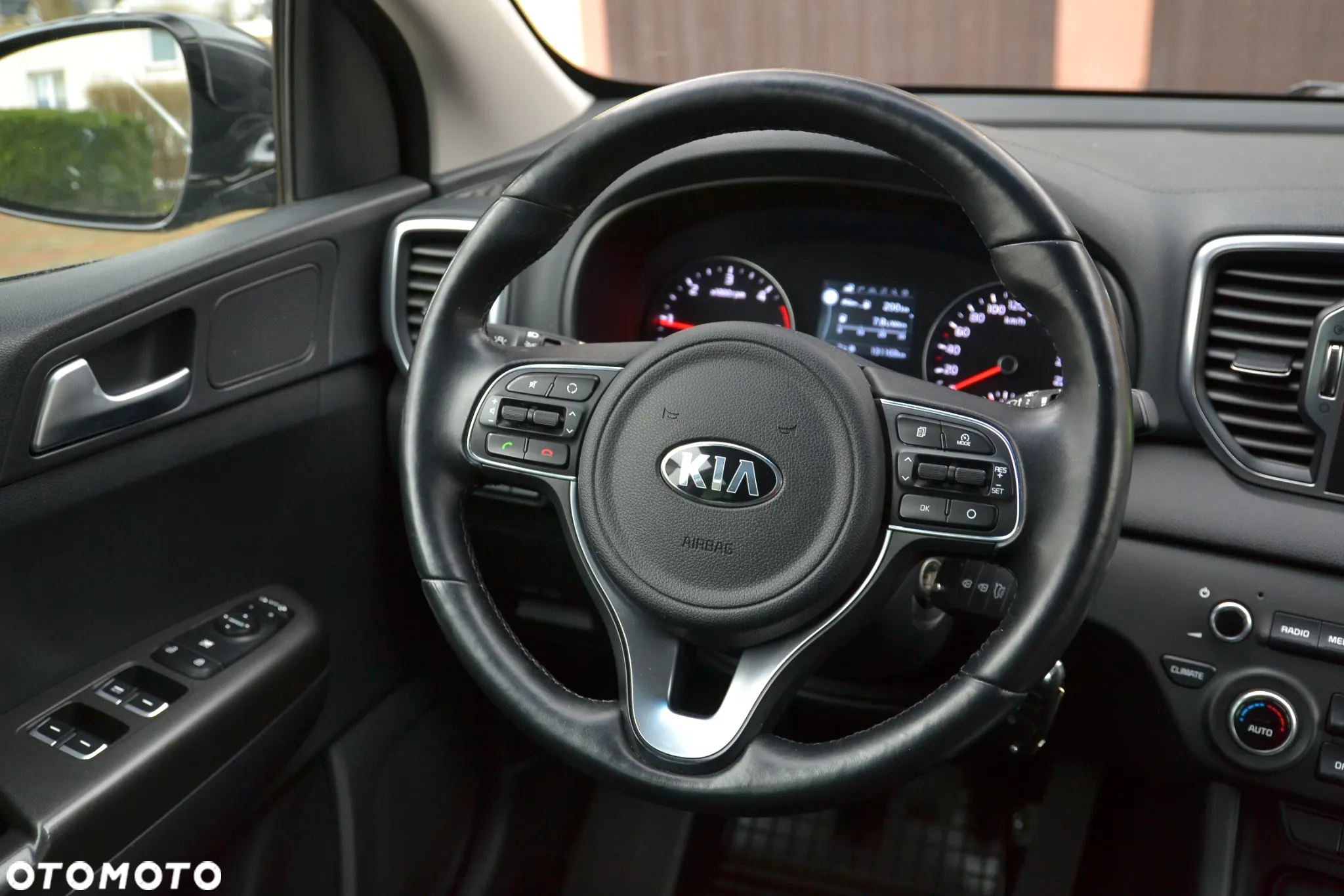 Kia Sportage 1.7 CRDI Business Line L 2WD - 19