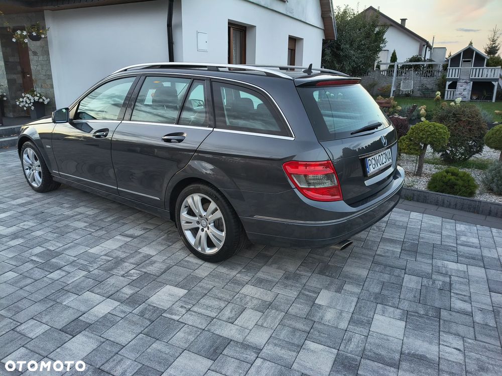 Mercedes-Benz Klasa C 180 Kompressor Automatik BlueEFFICIENCY Avantgarde - 39